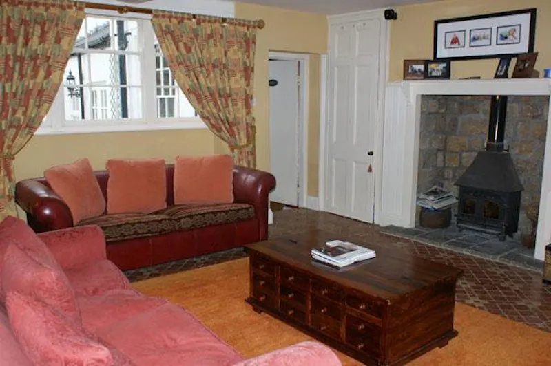 Living Room at Traditional Georgian house , A1273 (photo 8)