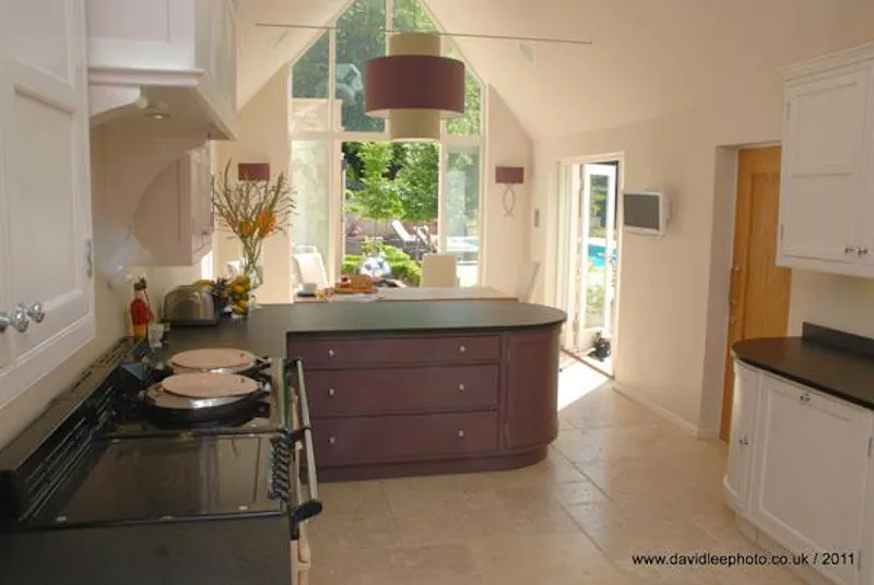 Kitchen at Traditional Georgian house , A1273 (photo 9)