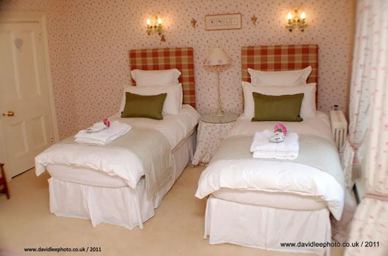 Bedroom at Traditional Georgian house , A1273 (photo 18)