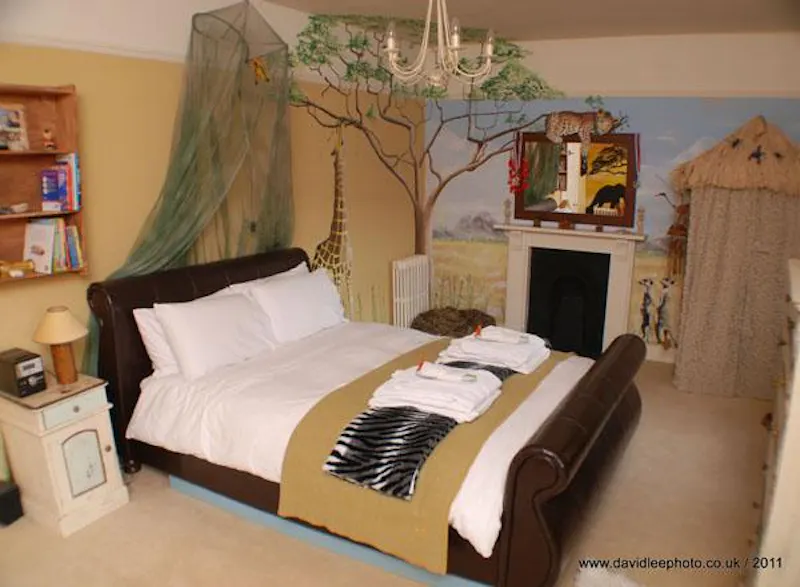 Bedroom at Traditional Georgian house , A1273 (photo 20)