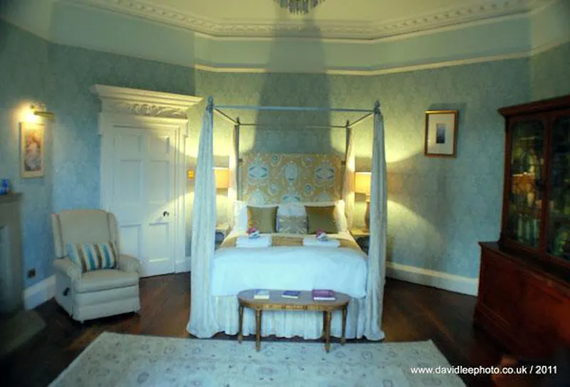 Bedroom at Traditional Georgian house , A1273 (photo 21)