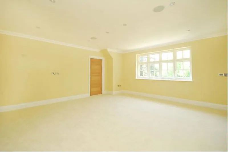Film location D2079 in Middlesex (photo 6)