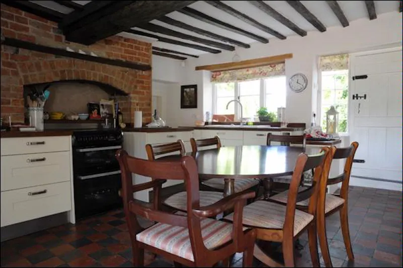 Beams at Film location L629 in Lincolnshire (photo 6)