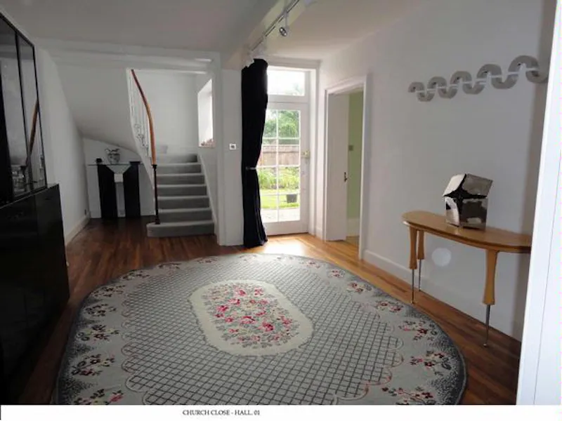 Entrance hall at Film location H120 in Suffolk (photo 15)