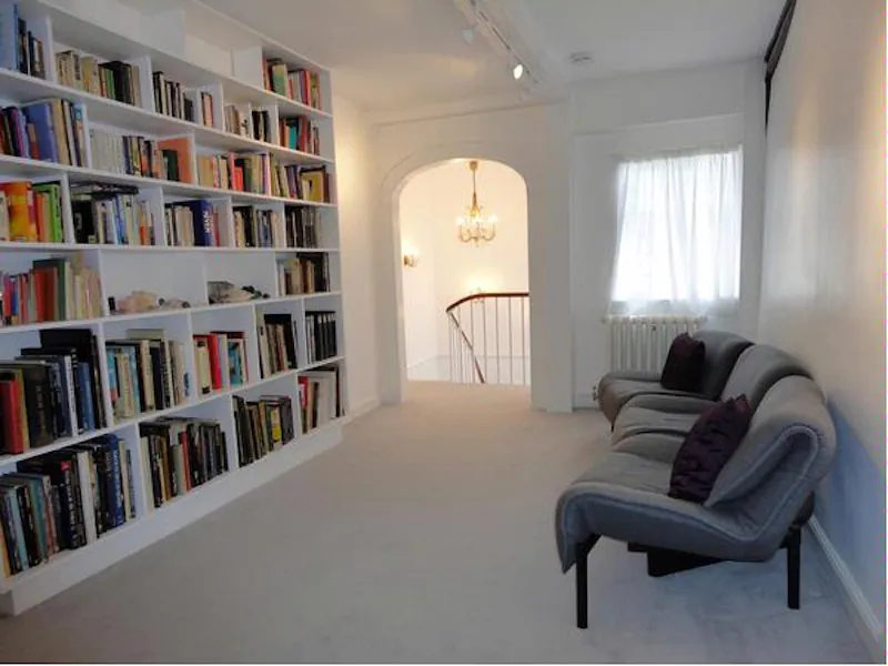 Library at Film location H120 in Suffolk (photo 18)