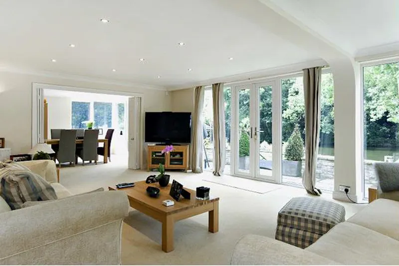 Film location D2083 in Berkshire (photo 9)
