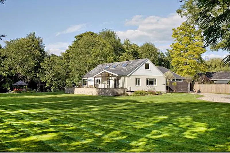 Film location D2083 in Berkshire (photo 14)