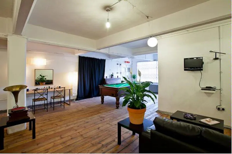 Open-plan Shadwell studio, N215 (photo 9)