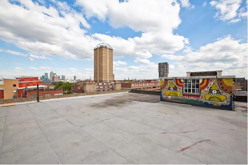 Open-plan Shadwell studio, N215 (photo 22)