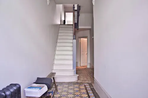 Stripped back Kensal terrace, B1565