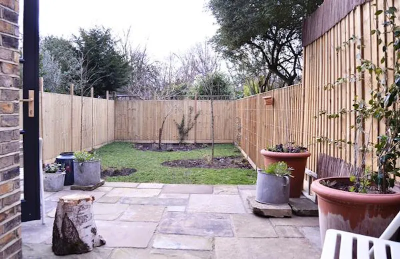 Garden at Stripped back Kensal terrace, B1565 (photo 32)