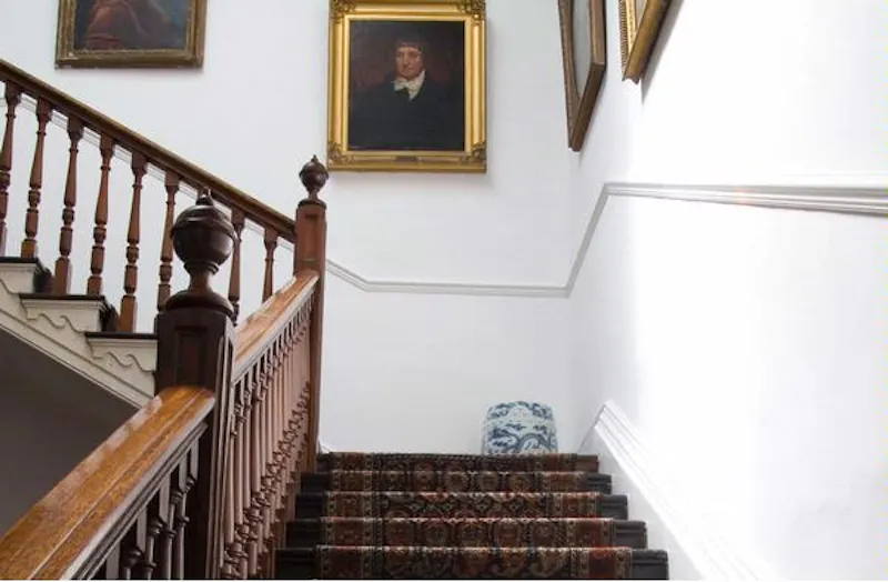 Staircase at Opulent Plymouth country house, A1279 (photo 9)