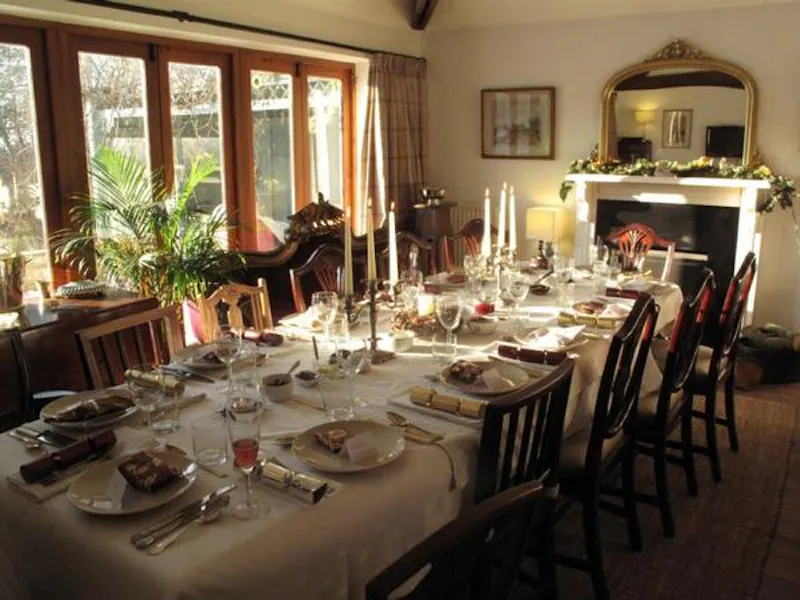 Dining room at Film location L632 in Wiltshire (photo 5)