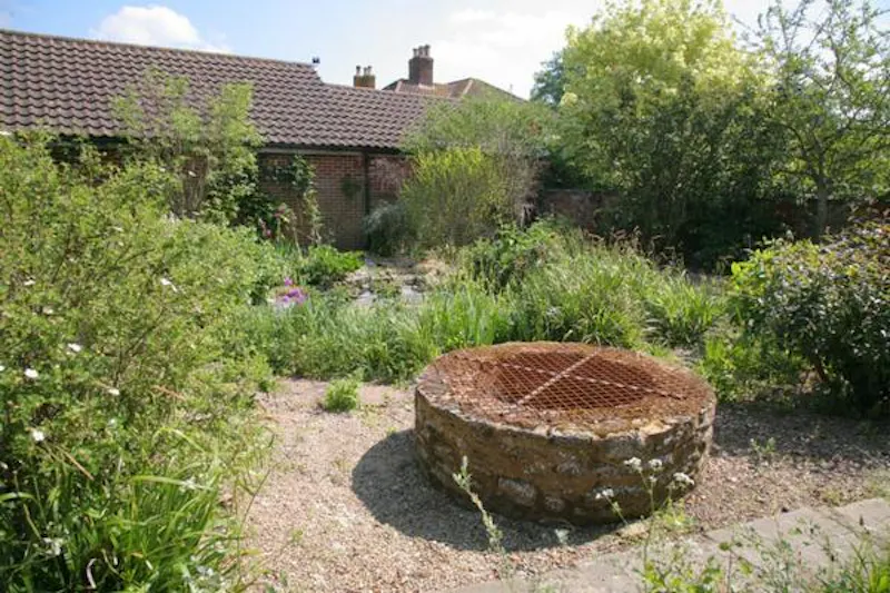 Film location L632 in Wiltshire (photo 20)