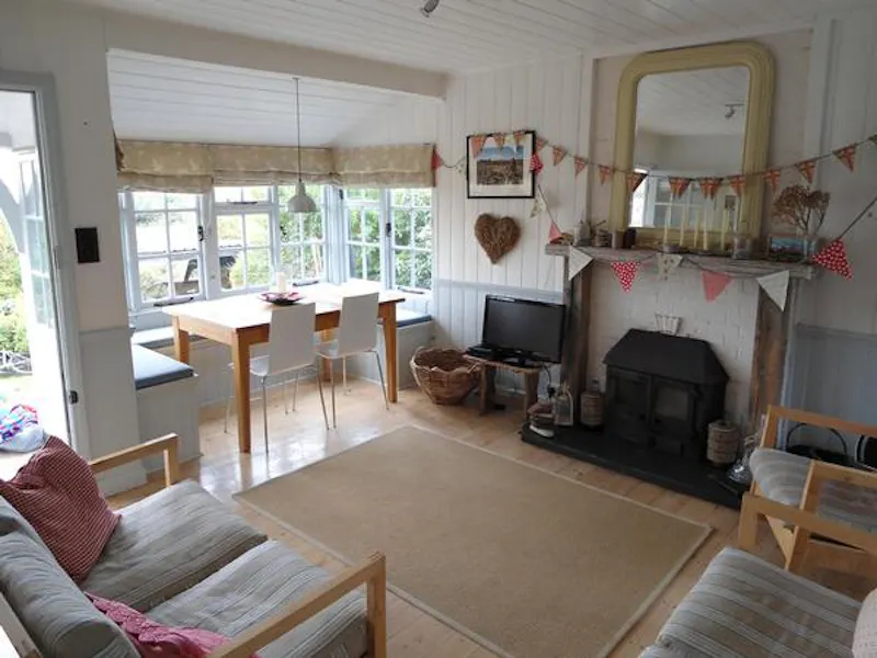 Winchelsea beach house, C822 (photo 4)