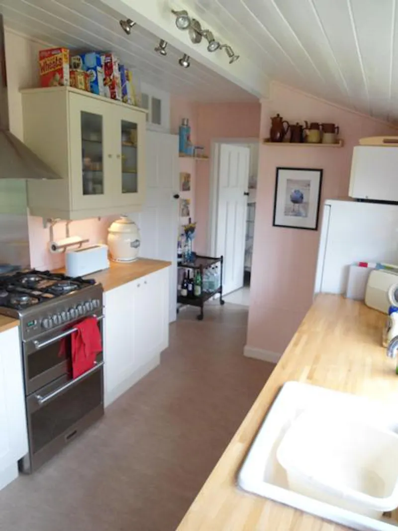 Winchelsea beach house, C822 (photo 9)