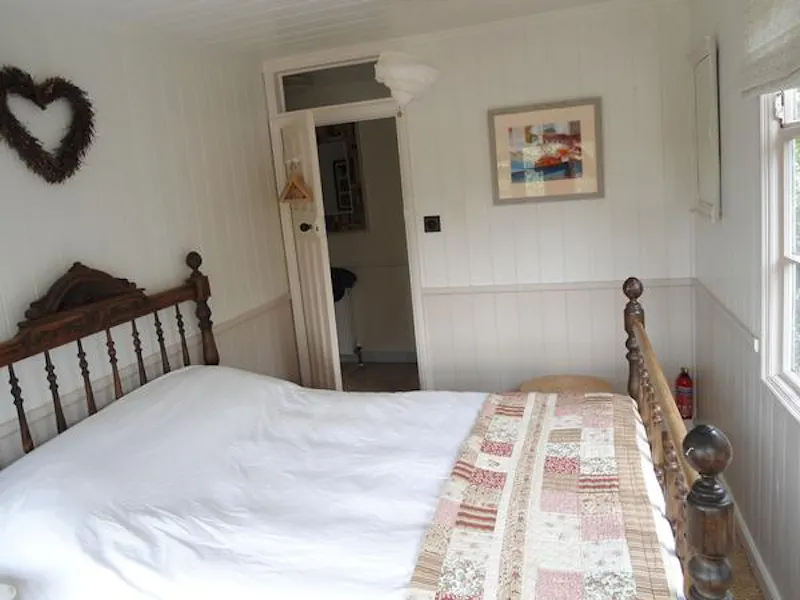 Winchelsea beach house, C822 (photo 11)