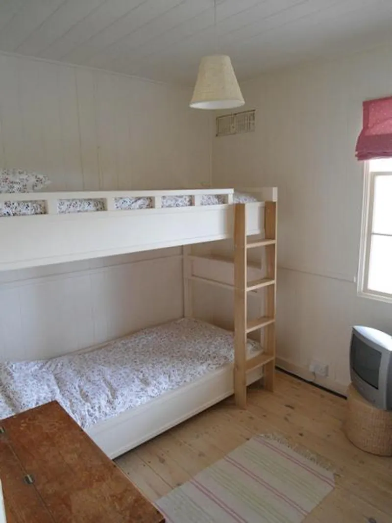 Winchelsea beach house, C822 (photo 15)