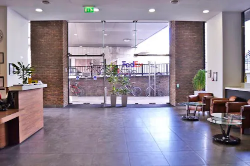 Blackfriars conference centre, R766