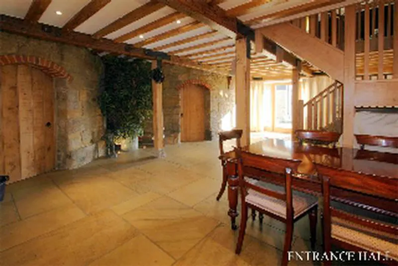 Dining room at Film location L633 in East Sussex (photo 16)