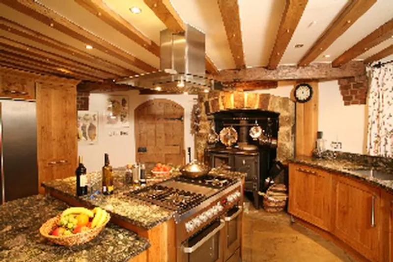 Beams at Film location L633 in East Sussex (photo 18)