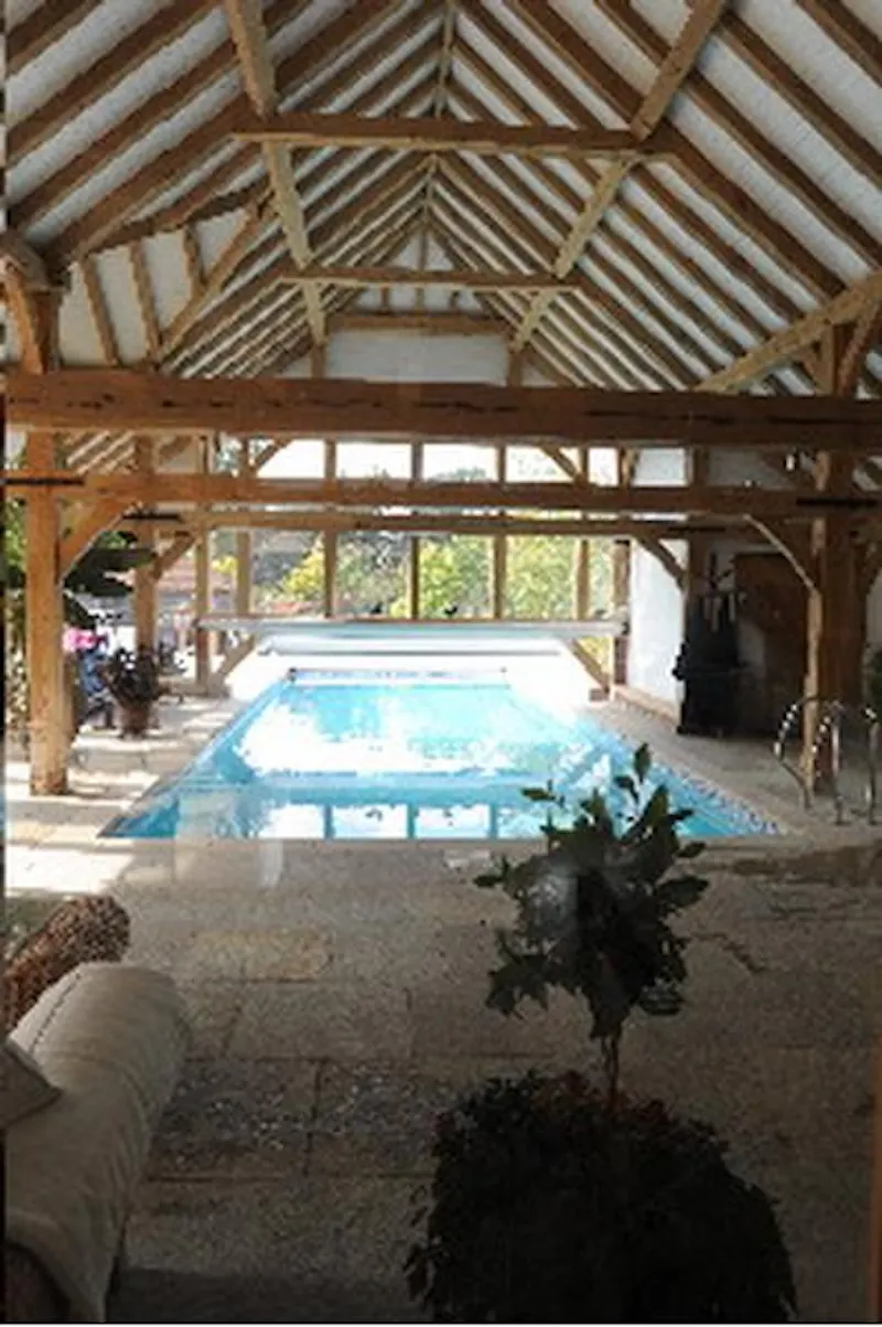 Swimming pool - indoor at Film location L633 in East Sussex (photo 45)