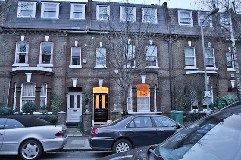 Elegant Terrace in Battersea, B1617 (photo 1)