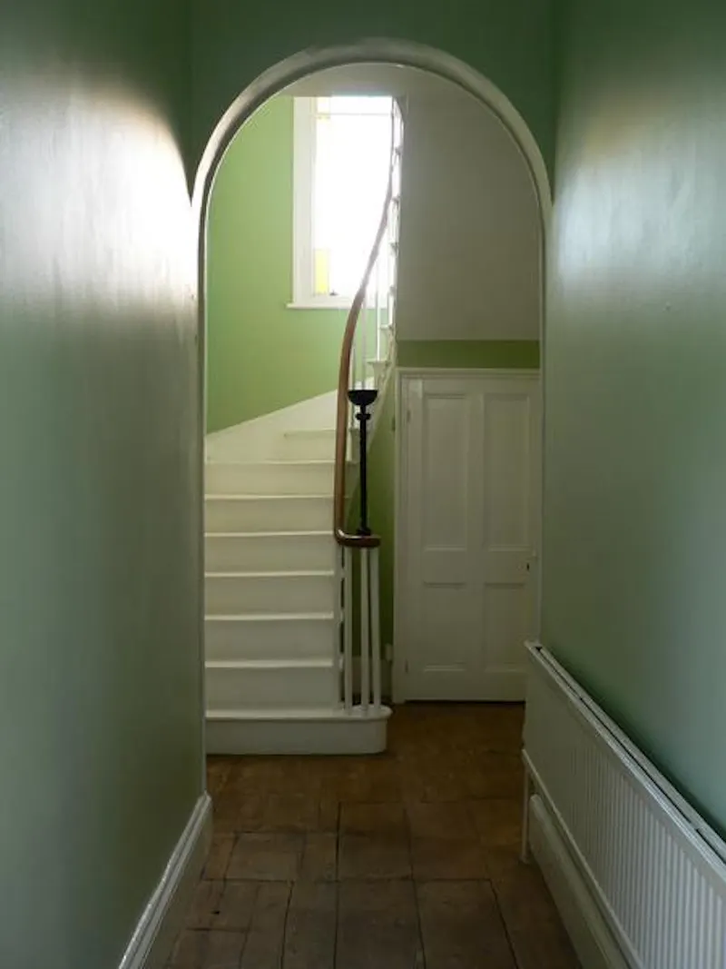 Entrance hall at Ornamental Georgian house in Spalding, A1286 (photo 2)