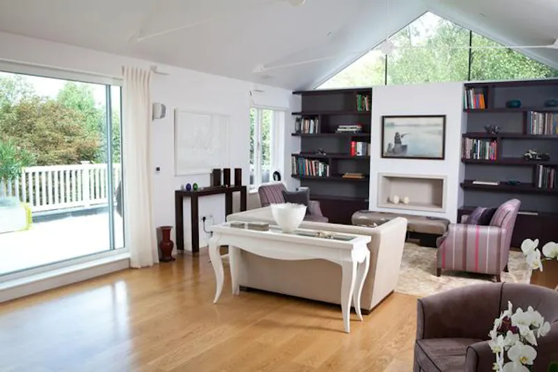 Modern Wimbledon house, D2087 (photo 6)