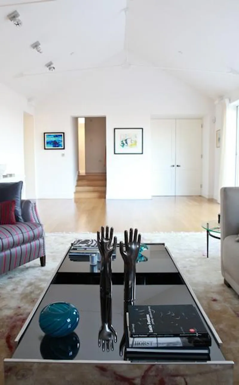 Modern Wimbledon house, D2087 (photo 9)