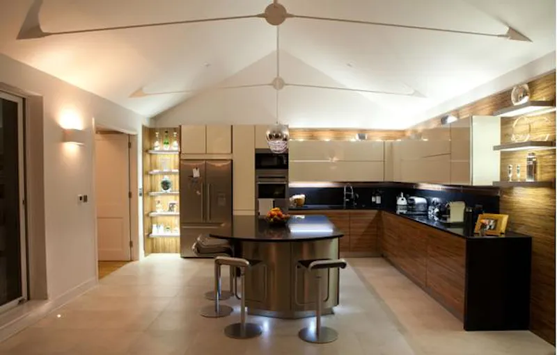 Kitchen at Modern Wimbledon house, D2087 (photo 13)