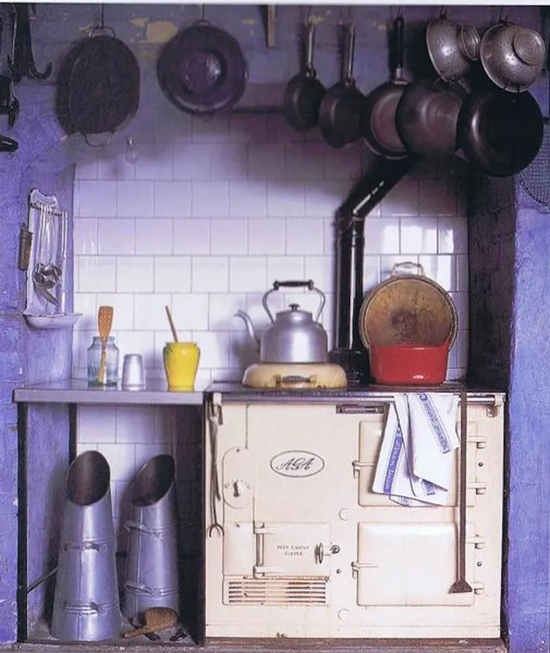 Aga at Moated Stowmarket country house, L634 (photo 10)