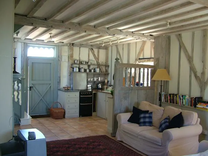 Open plan at Moated Stowmarket country house, L634 (photo 27)