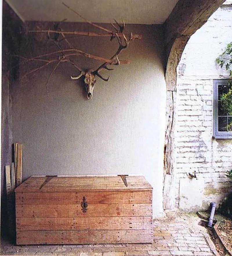 Moated Stowmarket country house, L634 (photo 33)