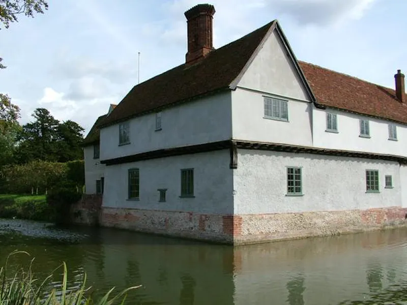 Moated Stowmarket country house, L634 (photo 47)
