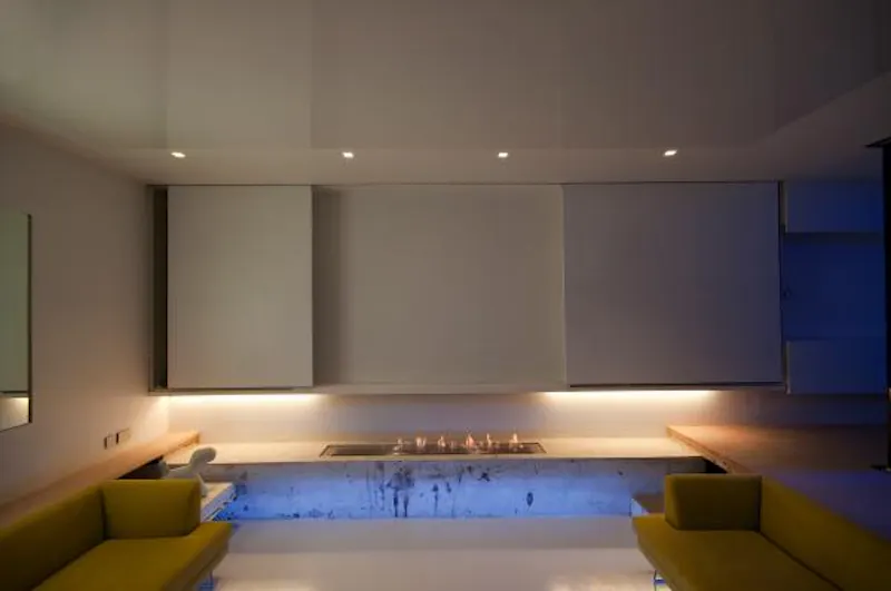 High-tech Kensington house, K352 (photo 13)