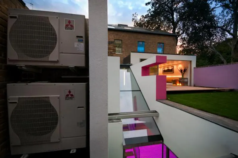 High-tech Kensington house, K352 (photo 50)