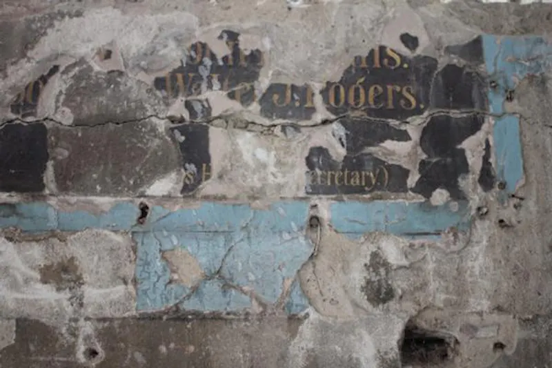 Derelict Peckham chapel, CH87 (photo 15)