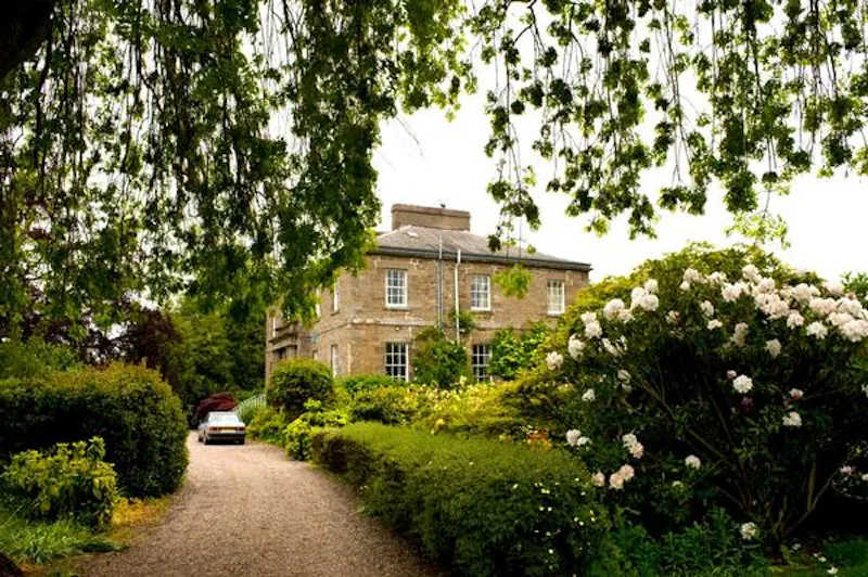 Driveway at Listed home on the River Tay, A1288 (photo 33)