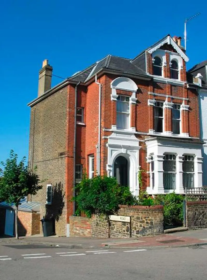 Stroud Green family house, B1002 (photo 1)