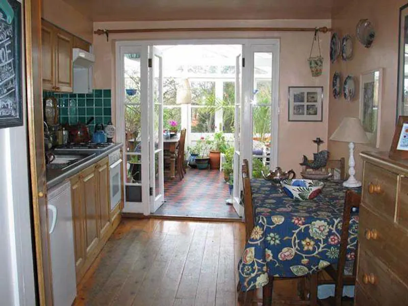French doors at Stroud Green family house, B1002 (photo 12)