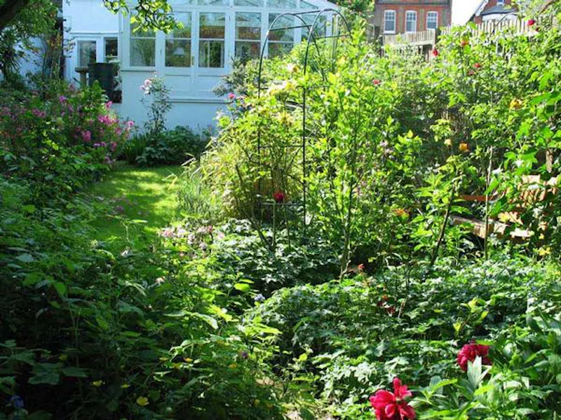Stroud Green family house, B1002 (photo 19)