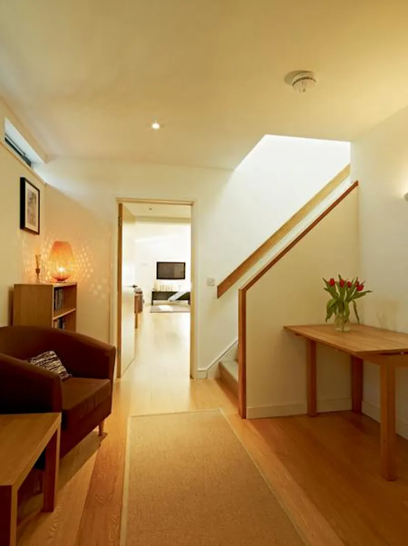 Entrance hall at Wooden modern Bath house, K354 (photo 6)