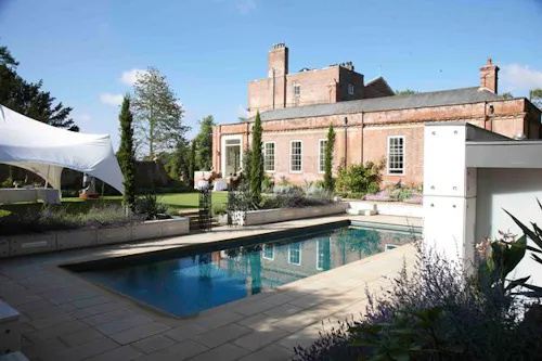 Country Alton house with pool, A1290