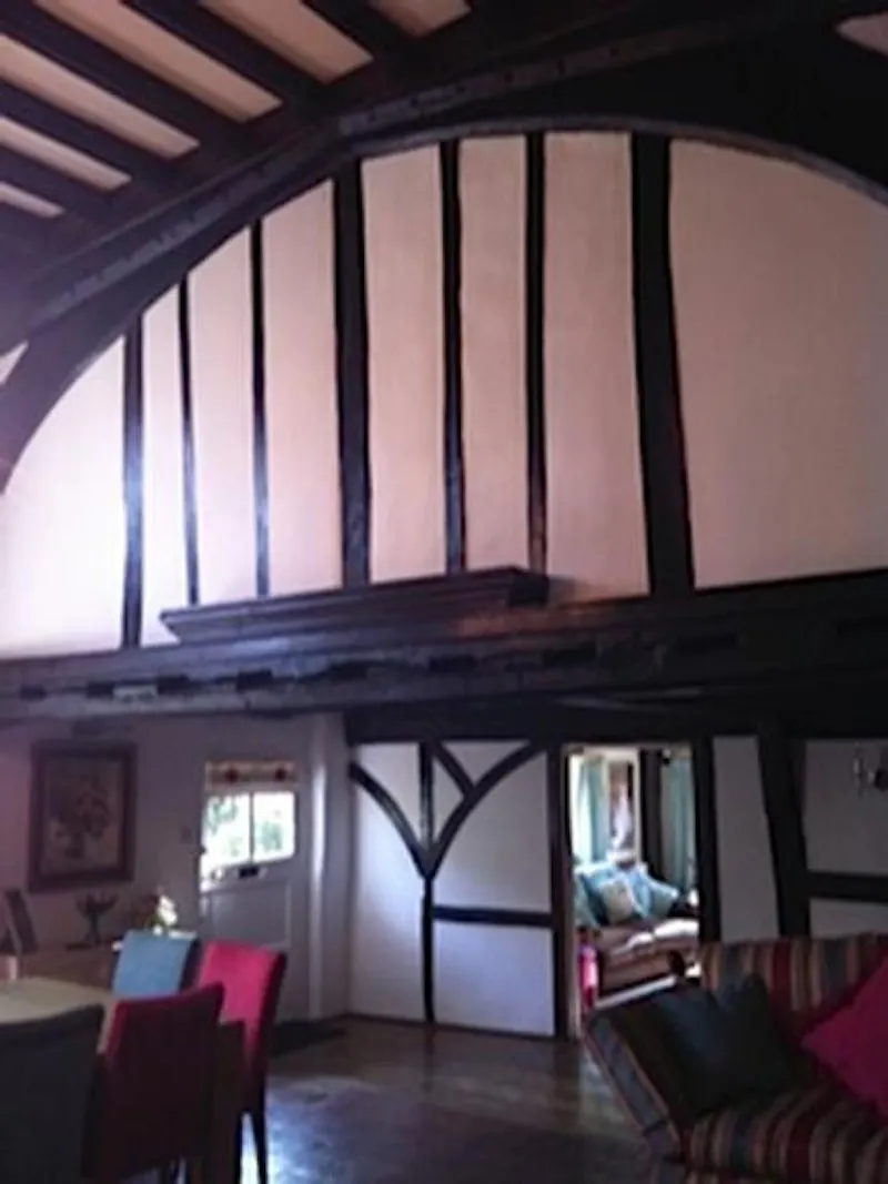 Beams at Classic farmhouse in East Sussex, C824 (photo 5)
