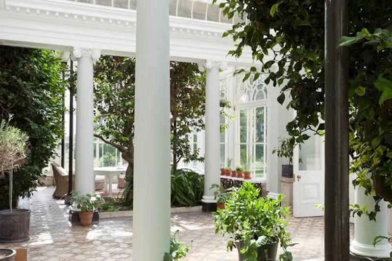 Conservatory at Edenbridge Georgian mansion, A1293 (photo 67)