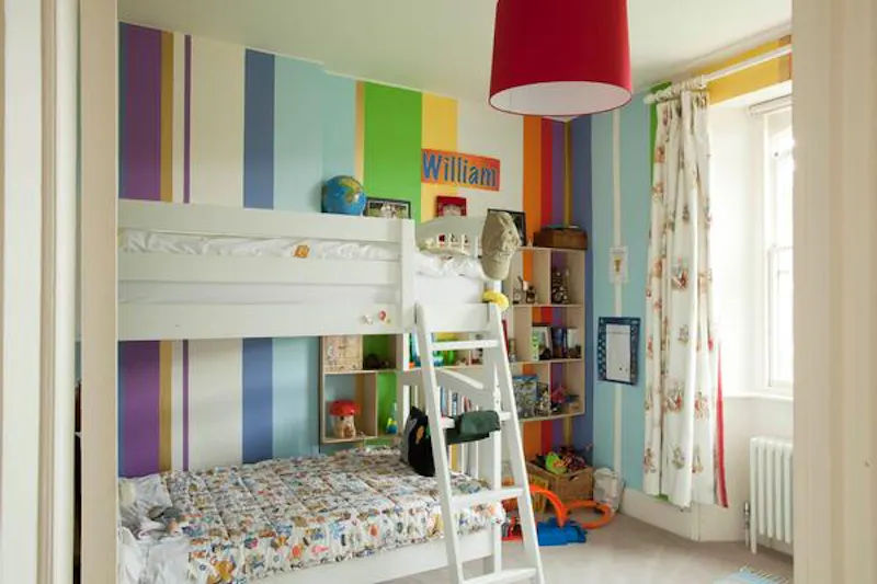 Bedroom - child's at Edenbridge Georgian mansion, A1293 (photo 33)