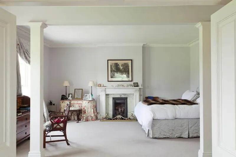 Bedroom at Edenbridge Georgian mansion, A1293 (photo 37)