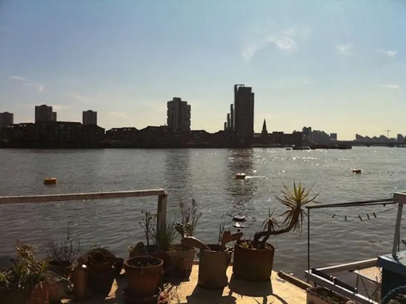 Film location HSE19 in London (photo 24)