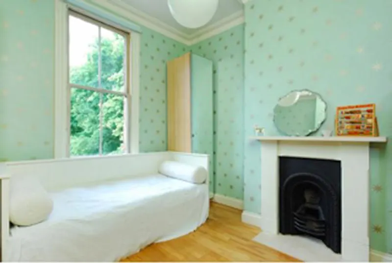 Brondesbury family home, B1583 (photo 6)